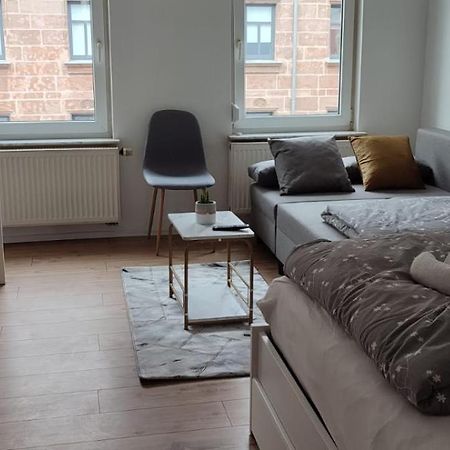 Privatzimmer-2 In Ruhiger Lage 9Min Von Hbh Νυρεμβέργη Εξωτερικό φωτογραφία