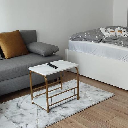 Privatzimmer-2 In Ruhiger Lage 9Min Von Hbh Νυρεμβέργη Εξωτερικό φωτογραφία